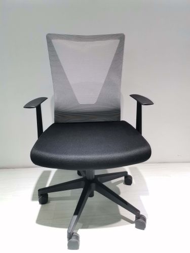 Hobart Low Back Revolving Ergonomic Office Chair - Black / Smokey Oak